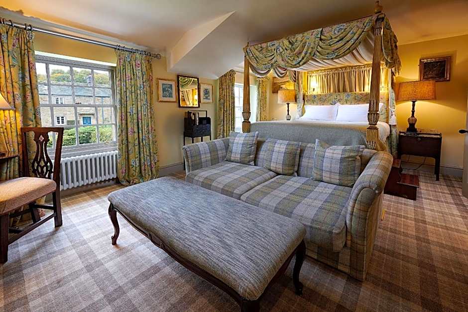 The Pilsley Inn - Chatsworth