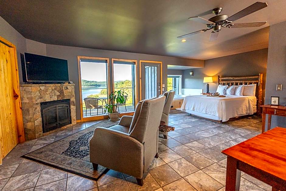 Beaver Lakefront Cabins - Couples Only Getaways