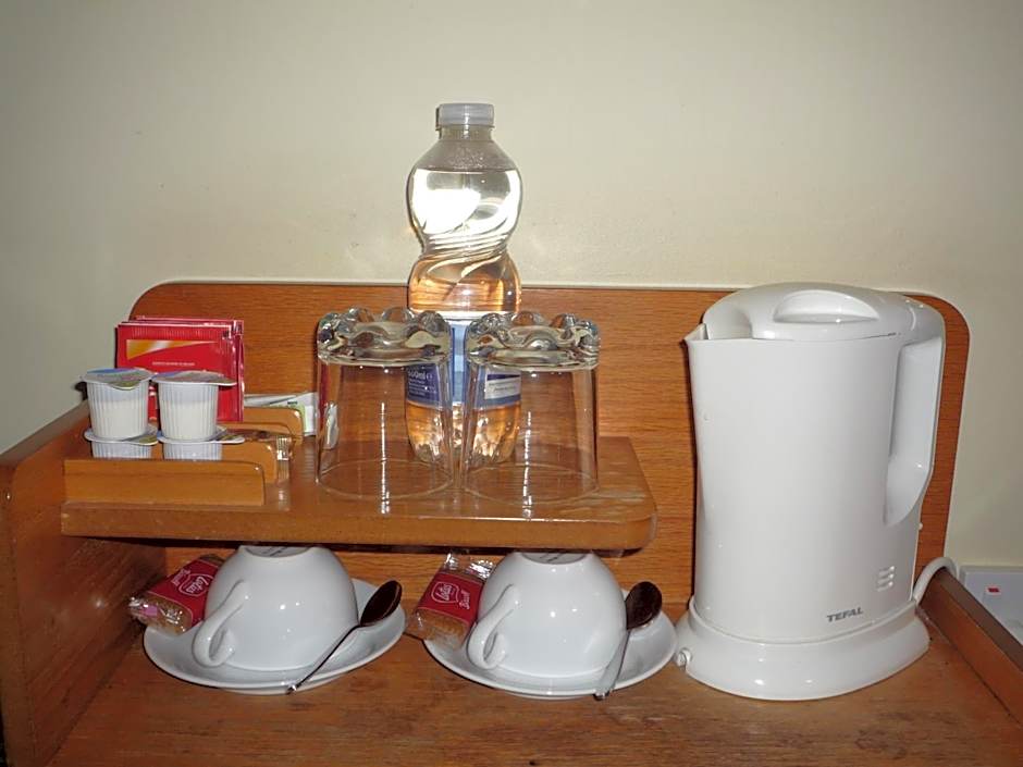 Avlon House Bed & Breakfast