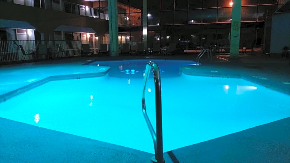 C3 Hotel