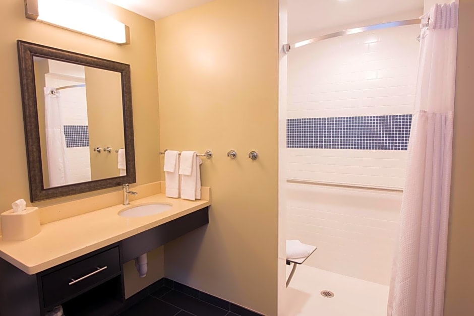 Staybridge Suites Albany Wolf Rd-Colonie Center, an IHG Hotel