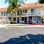 Motel 6-Bakersfield, CA - Convention Center