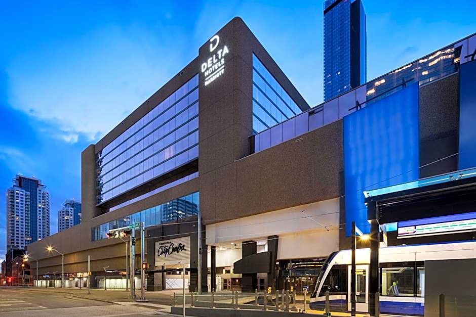 Delta Hotels by Marriott Edmonton Centre Suites