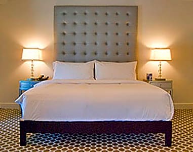 L.A. Sky Boutique Hotel