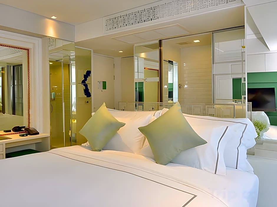 Riva Arun Bangkok (SHA Plus)