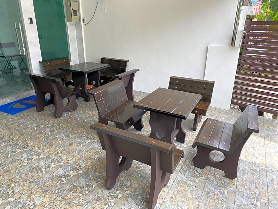 Lee Luxury Home, USM Penang