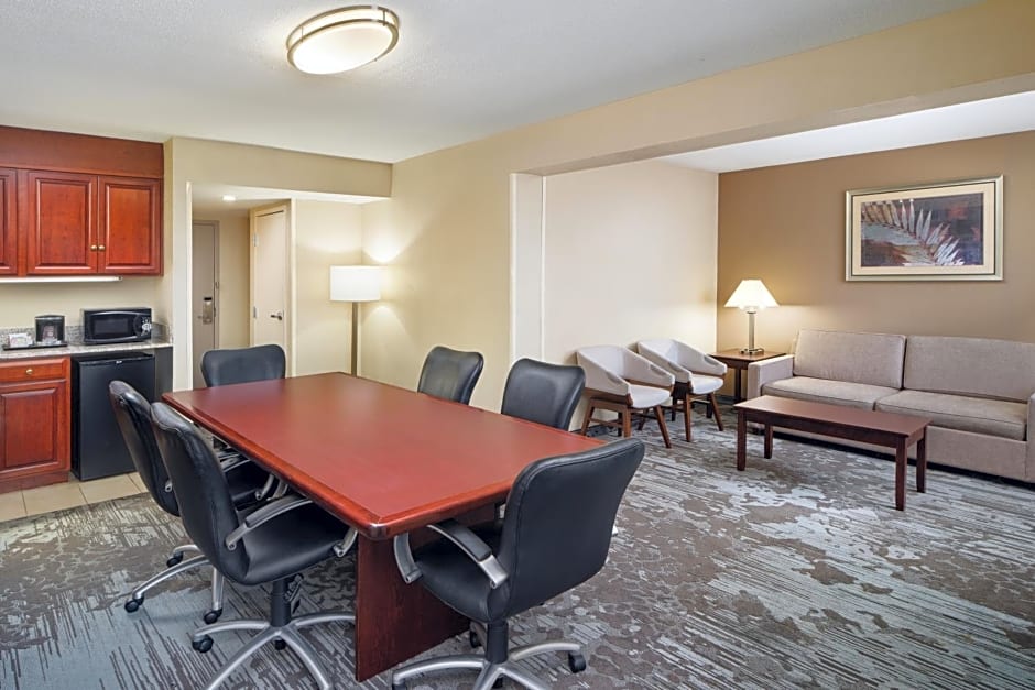 DoubleTree by Hilton Rocky Mount