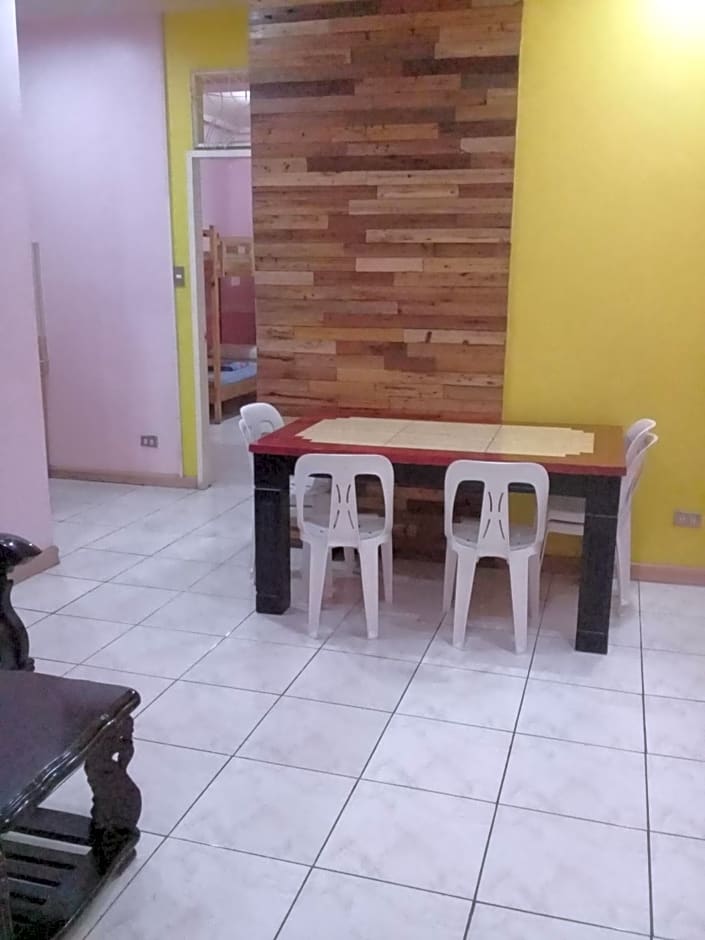 ASHBURN'S TRANSIENT BAGUIO - BASIC and BUDGET SLEEP and GO Accommodation, SELF SERVICE