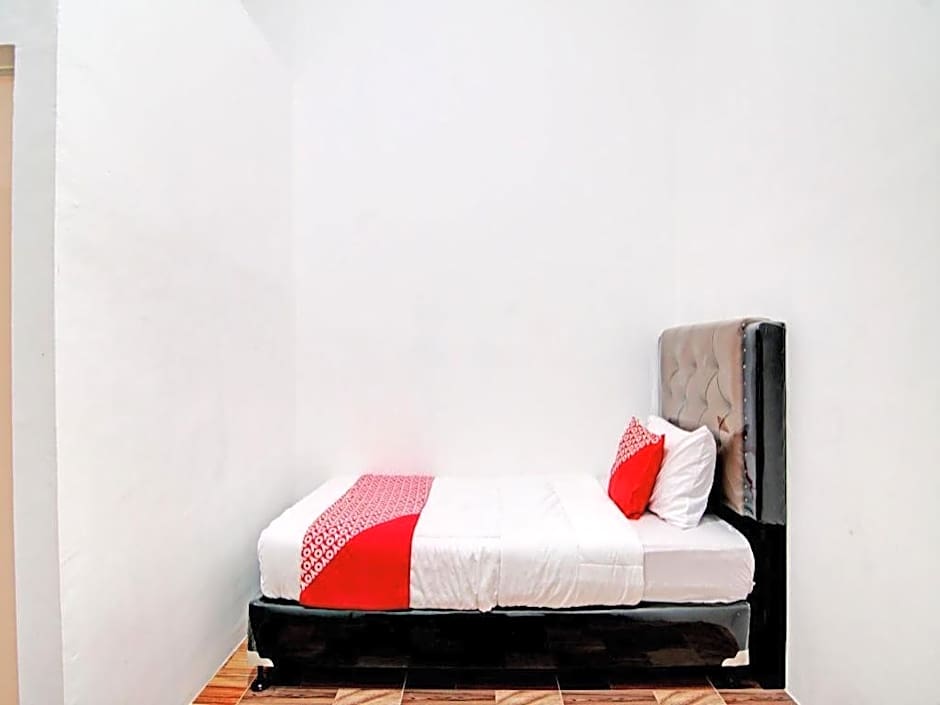 OYO 92946 Dekna Homestay Syariah