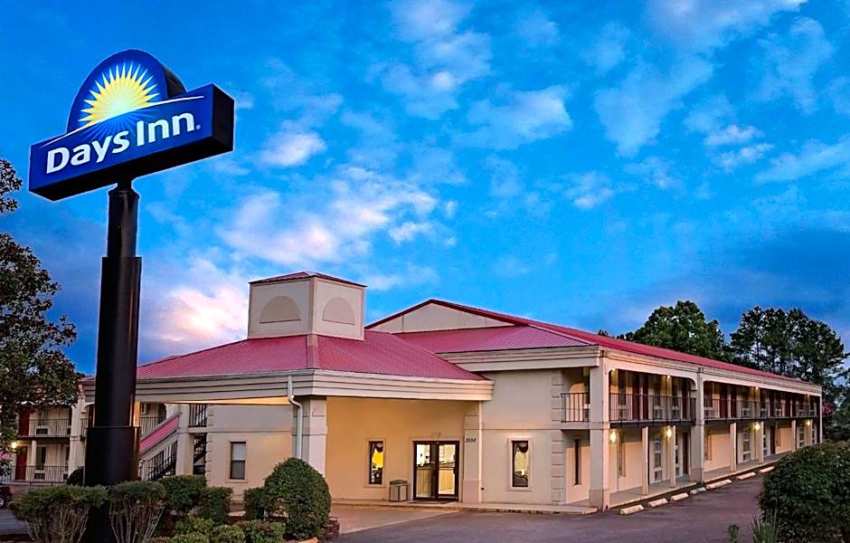 Days Inn by Wyndham Cleveland TN