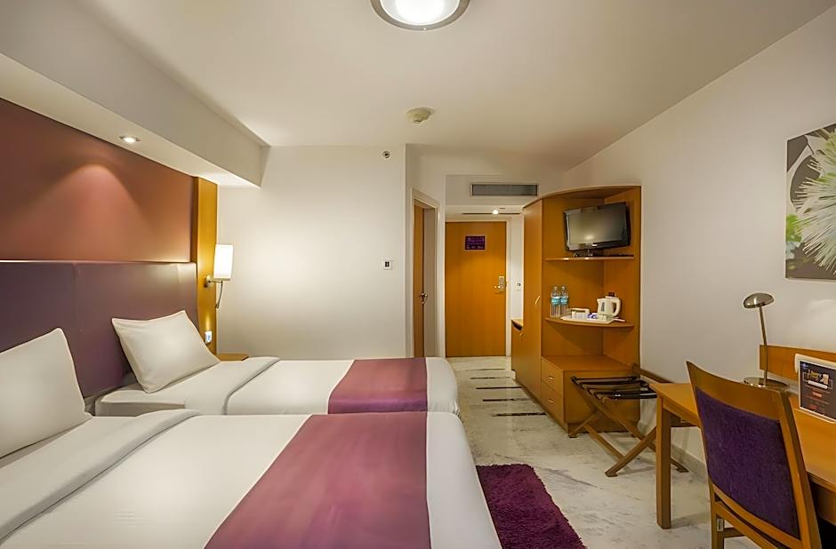 Caspia Hotel New Delhi Shalimar Bagh – Delhi, IN