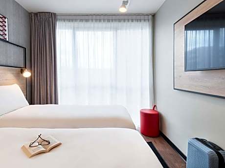 Standard Room with Two Beds