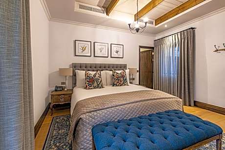 Kuyperhuis Deluxe King Bed Non-Smoking