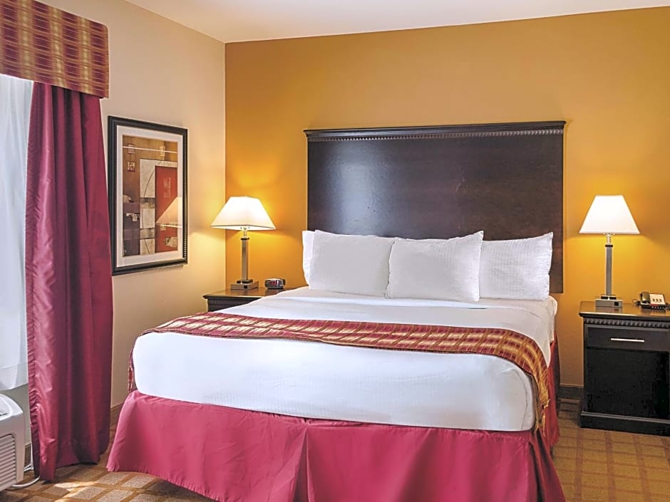 La Quinta by Wyndham Mobile Satsuma / Saraland