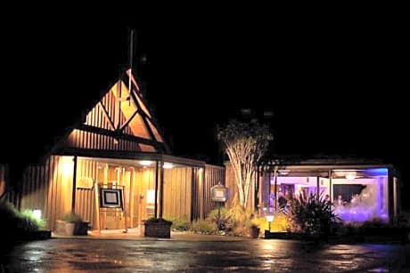 Alpine Lodge
