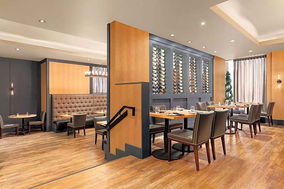 Ramada Plaza by Wyndham Niagara Falls