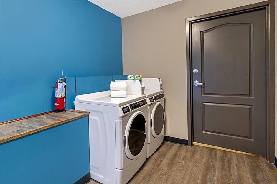 Best Western Plus Lee's Summit Hotel & Suites