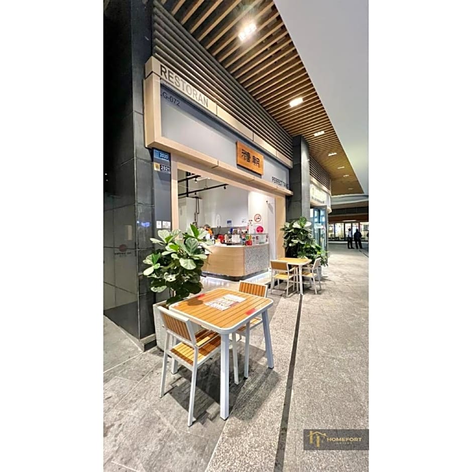 R&F PRINCESS COVE BY HOMEFORT SUITES