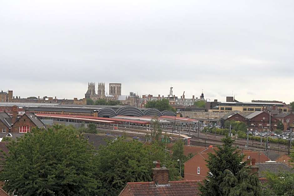 Holmwood House Guest Accommodation