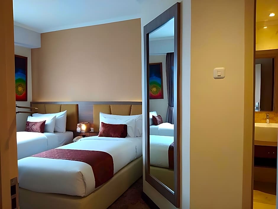 Lorin Syariah Solo Hotel