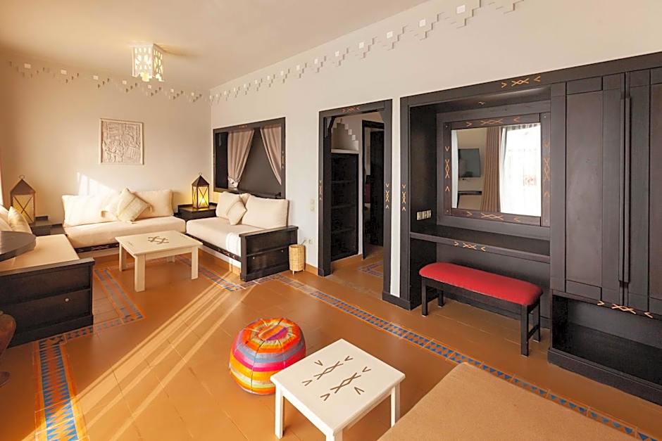 Borjs Hotel Suites & SPA