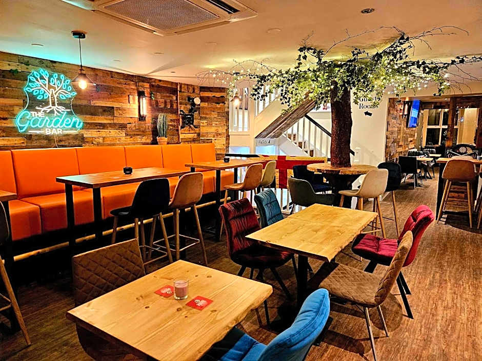 The Garden Bar Rooms