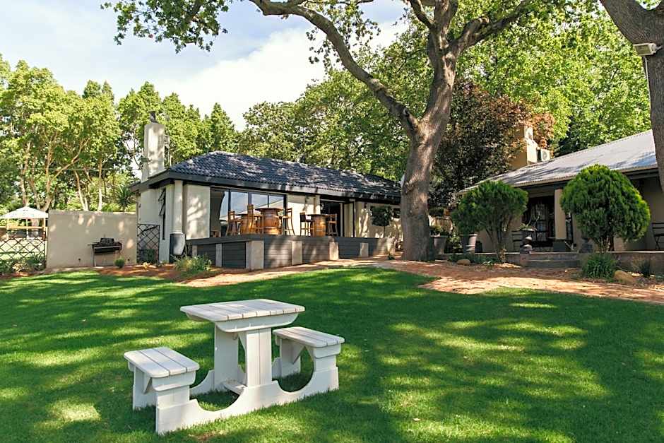 Le Pommier Wine Estate