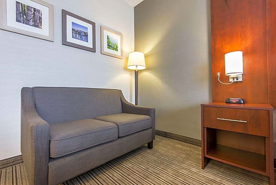 Comfort Inn & Suites Collingwood