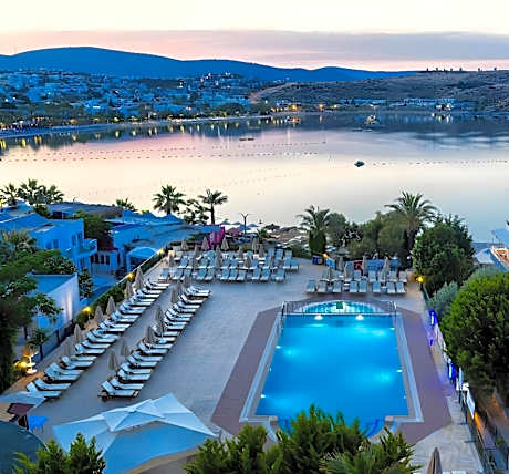 Royal Asarlik Beach Hotel - Ultra All Inclusive