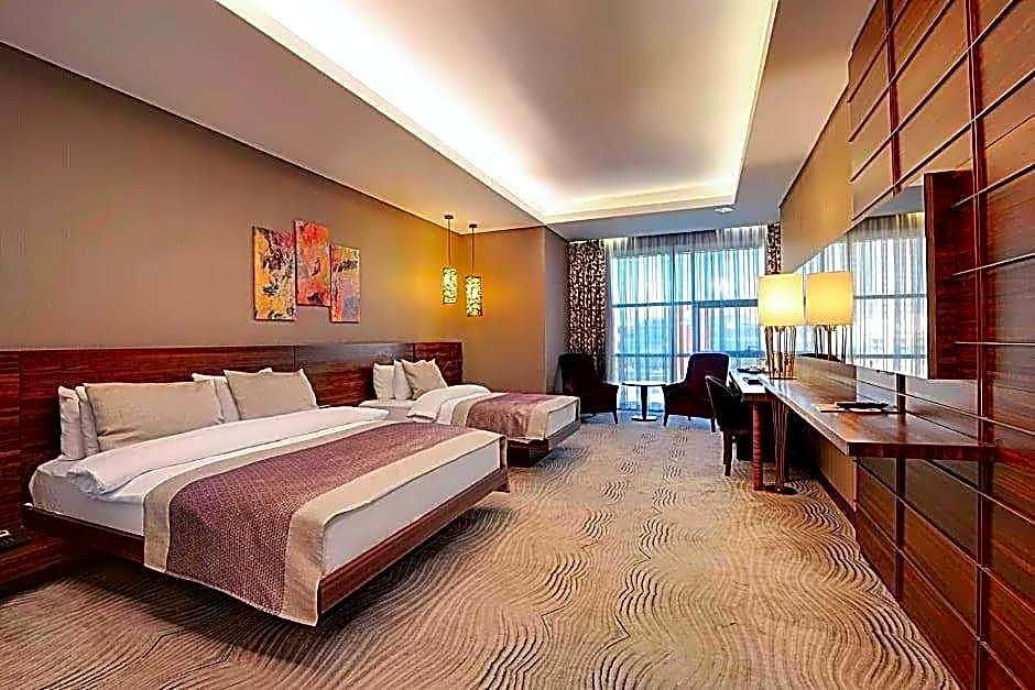 Gold Majesty Hotel