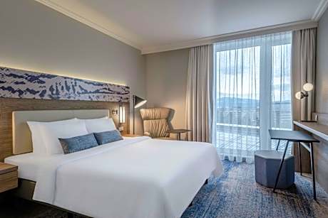 Superior Room, 1 King Bed
