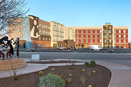 Home2 Suites by Hilton Scottsdale Salt River