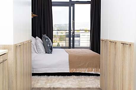 One-Bedroom Apartment with Balcony