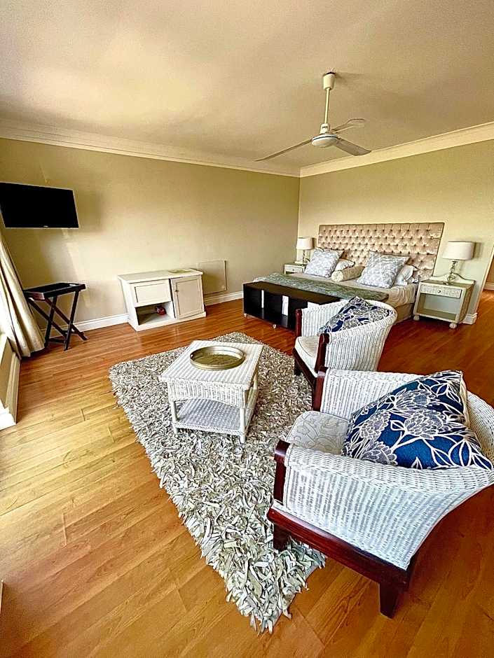 11 WESTCLIFF RENTALS