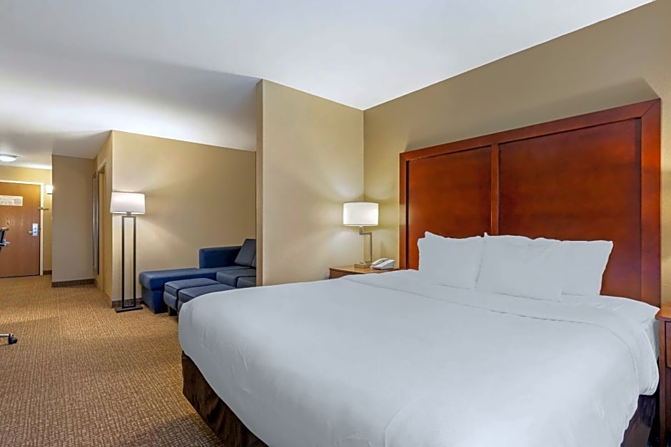 Comfort Suites Johnson Creek