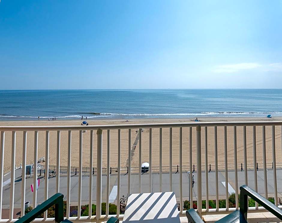 Holiday Inn & Suites Virginia Beach - North Beach By IHG
