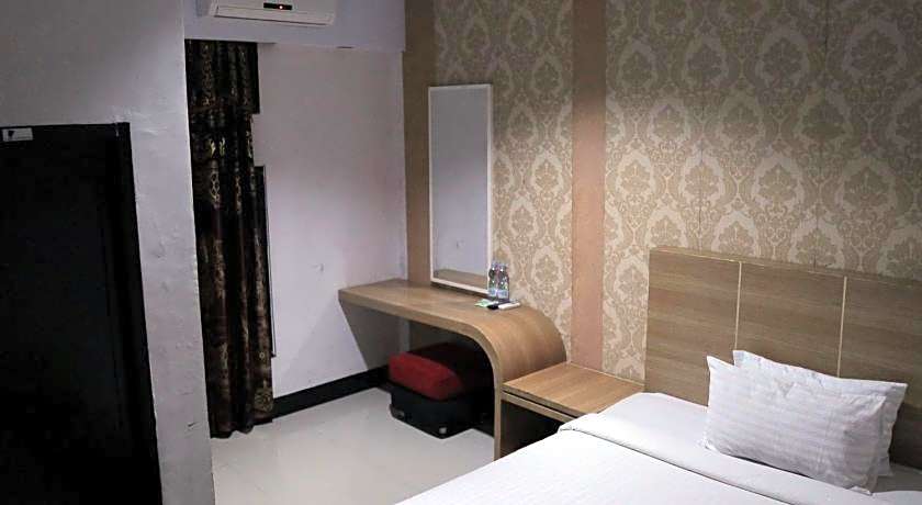 RedDoorz @ Pasangkayu Mamuju Utara