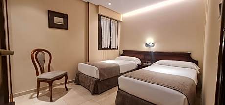 Superior Double Room with 3 Beds