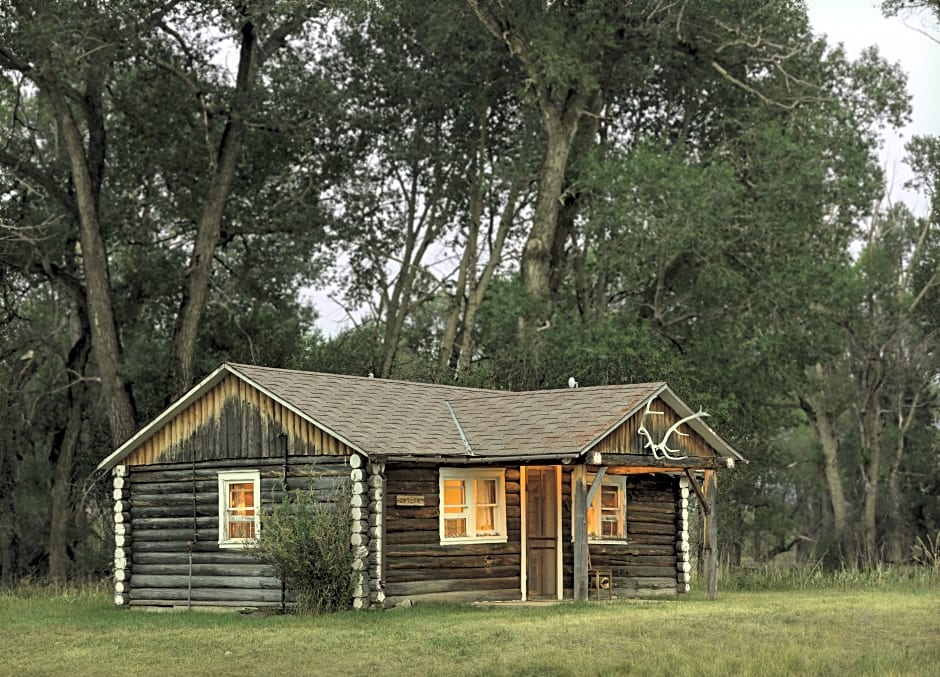 Circle Bar Guest Ranch