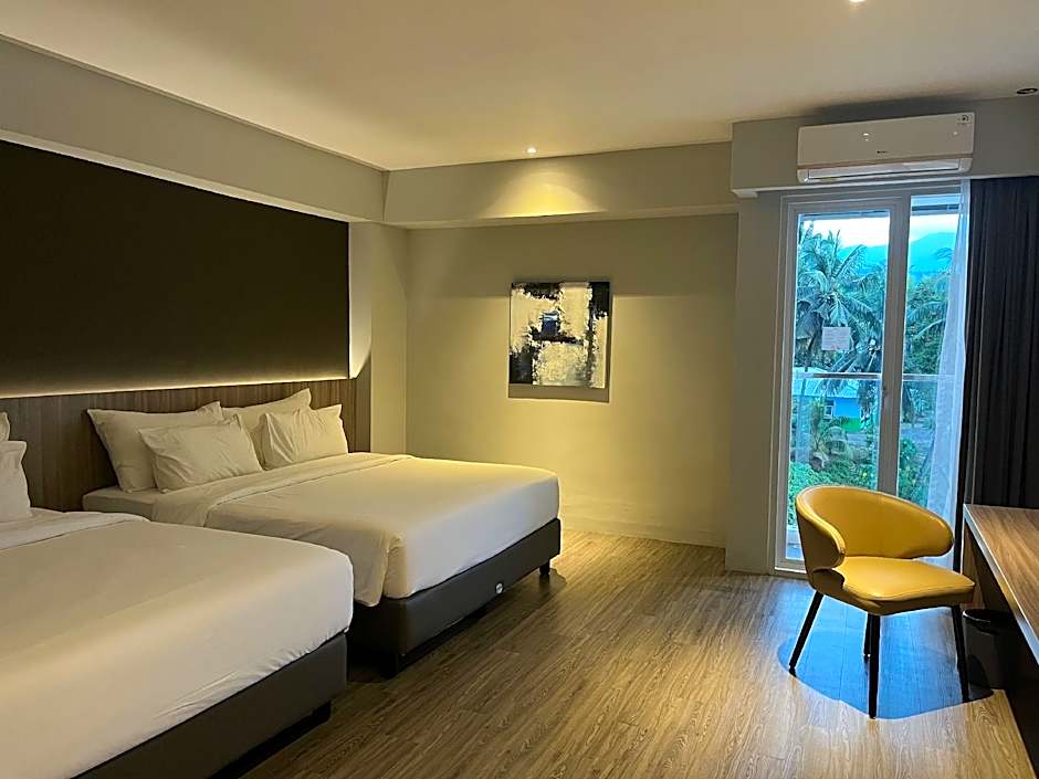 Rogers Hotel Manado