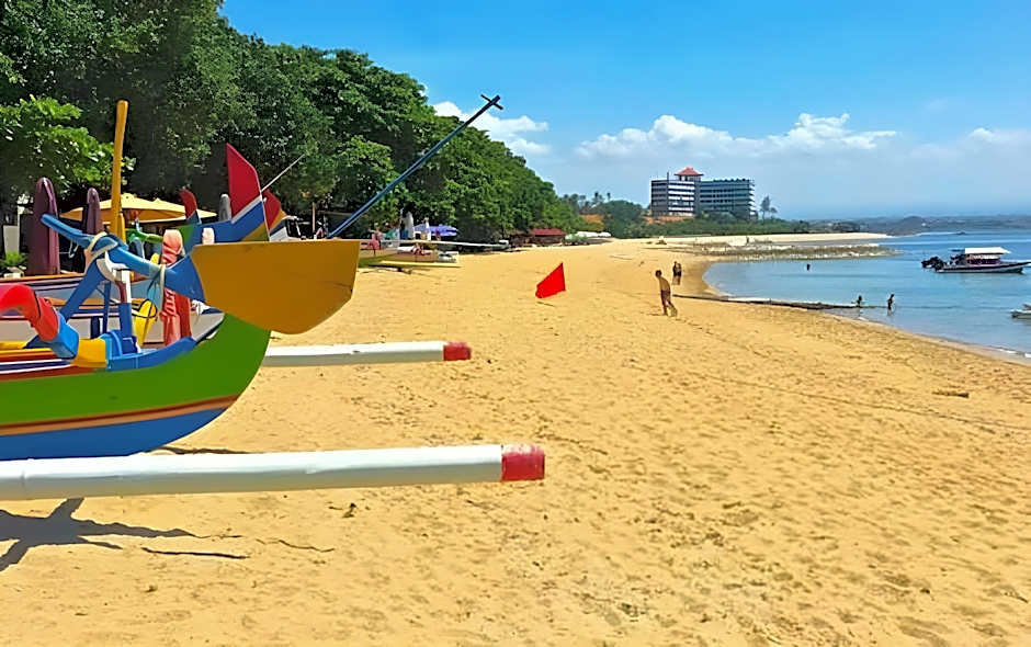 Aquarius Beach Hotel