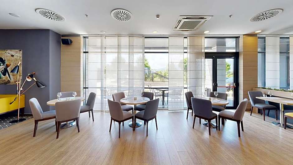 Premier Sofia Airport Hotel