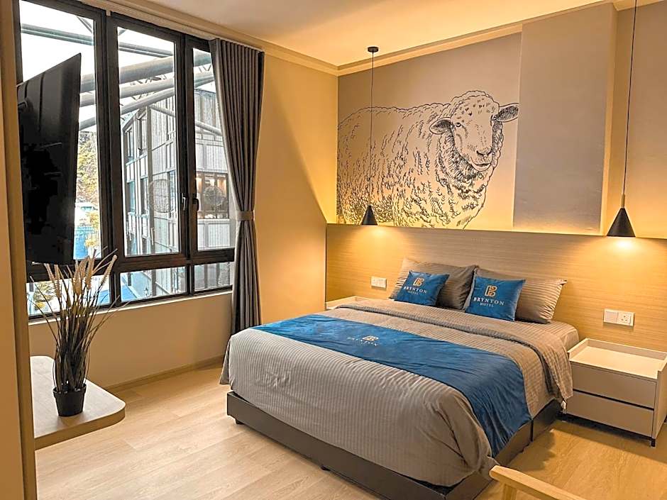 Hotel Brynton at Cameron Centrum Mall