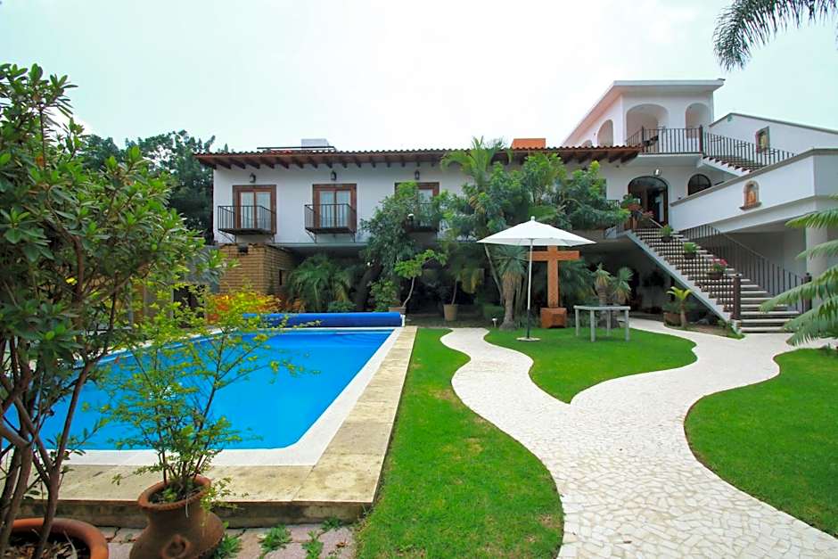 Hotel Concierge Flor y Canto