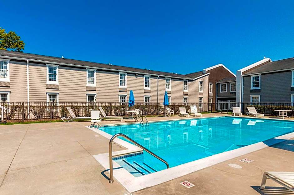 Clarion Hotel & Conference Center Leesburg