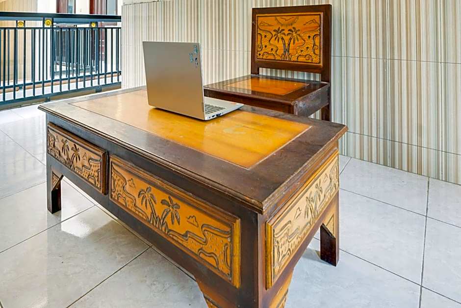 OYO Life 92087 Griya Nurainy