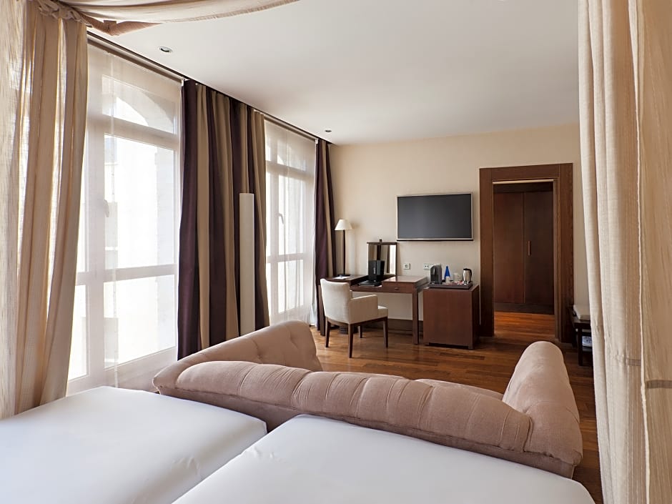 NH Collection Palacio De Burgos