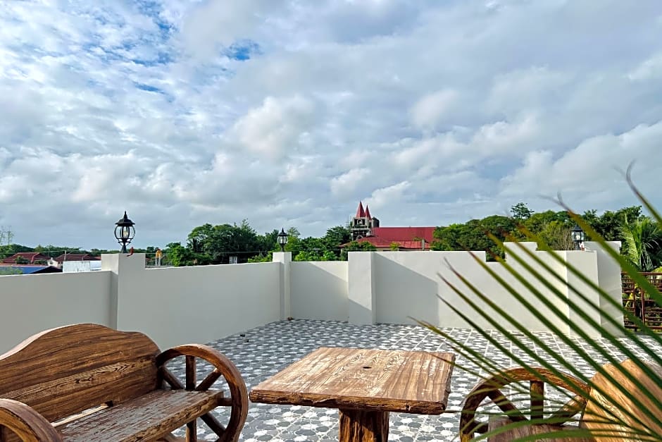 MC's L Transient House