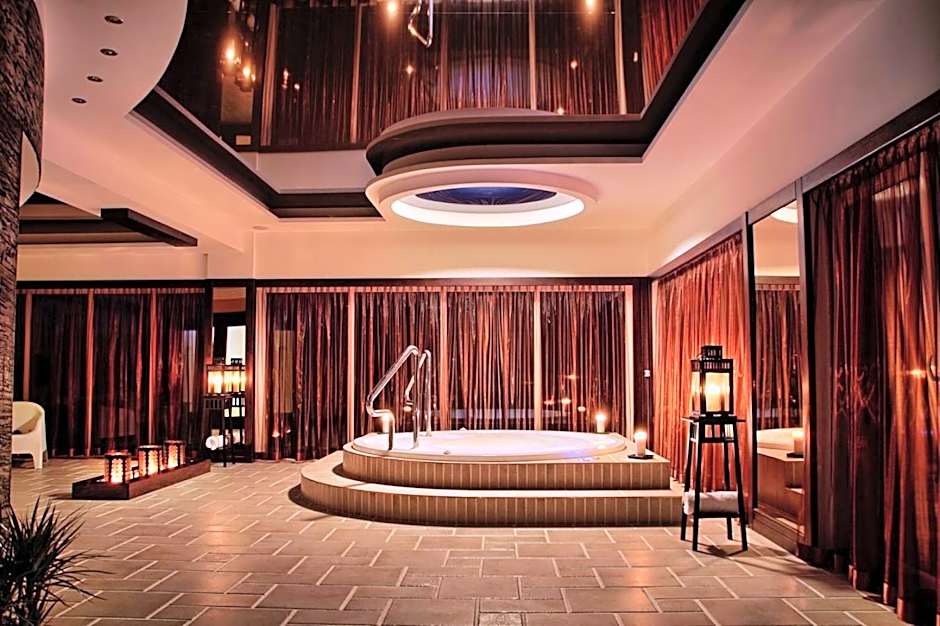 The Amber Business & Spa Hotel