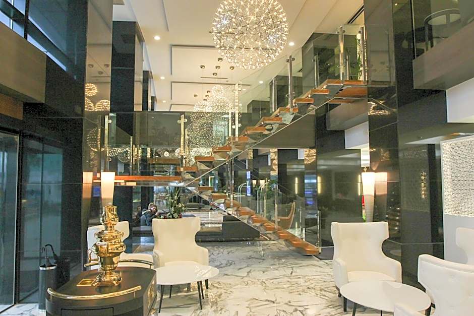 Royal Tulip City Center